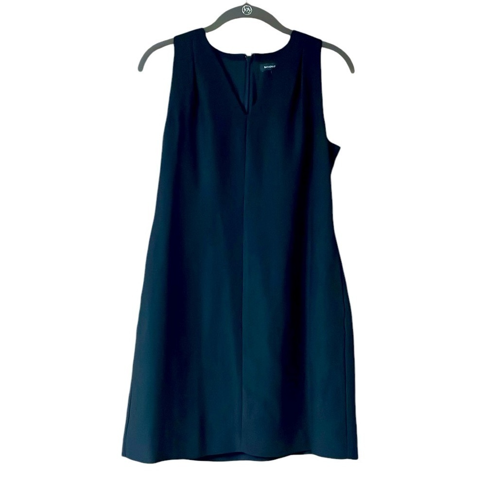 Banana Republic Size 2 Petite Black V-Neck Fitted Dress